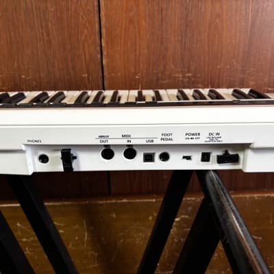 Roland AX-Synth Shoulder Synthesizer - White w/ gig bag power supply image 9