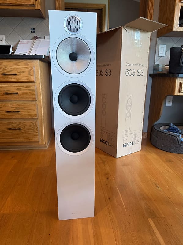 Bowers &amp; Wilkins 603 S3 in Oak - Pair  			