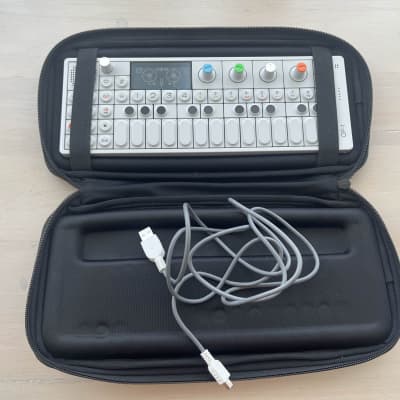 Teenage Engineering OP-1 Portable Synthesizer Workstation 2011 - Present - White image 5