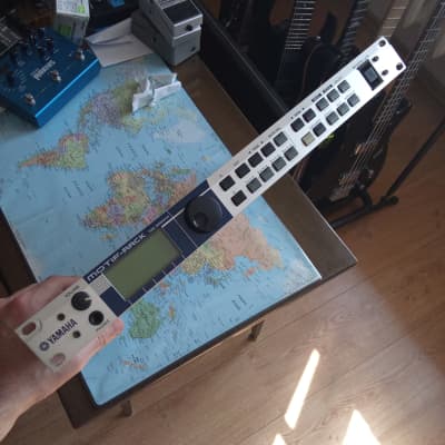 Yamaha Motif Rack Synthesizer