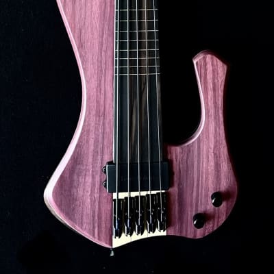 MG Bass New Extreman Fretless 5 strings bartolini pickup Ebony fingerboard image 2