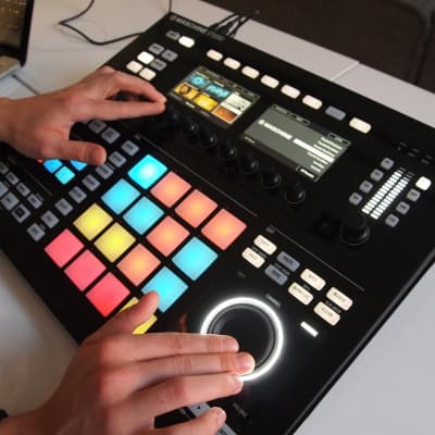 Native Instruments Maschine Studio | Reverb Canada