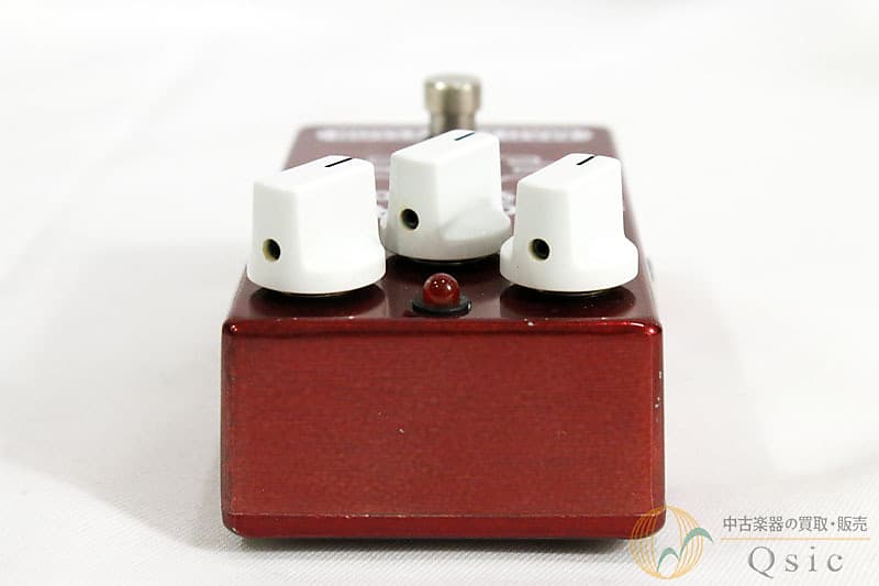 箱有 MAD PROFESSOR Mighty Red Distortion Mad Professor Mighty Red Distortion - Hand Wired - Guitar