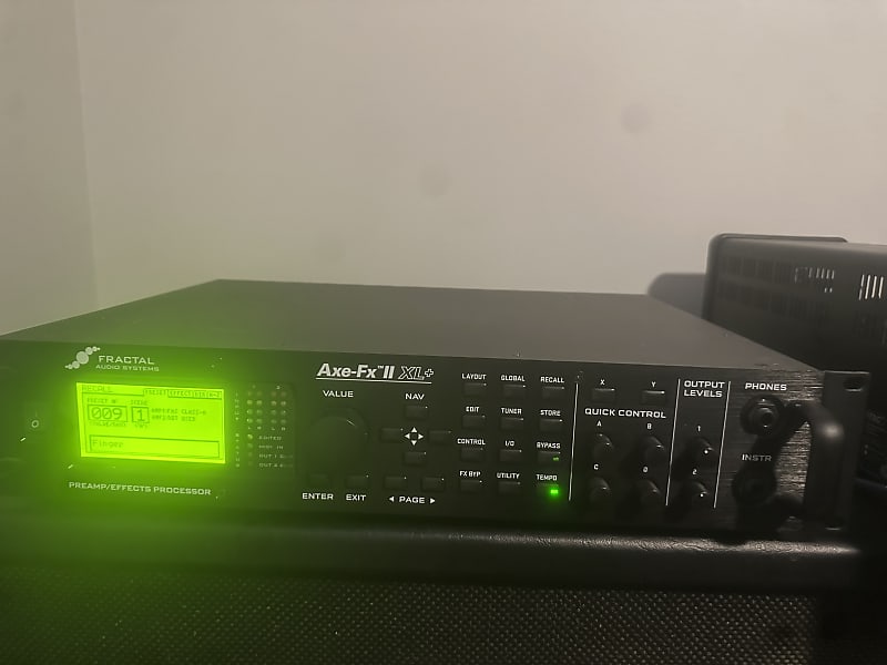Fractal Audio Systems Axe-fx Ⅱ Fractal Audio Systems Axe-Fx II フラクタルオーディオ 【 新宿