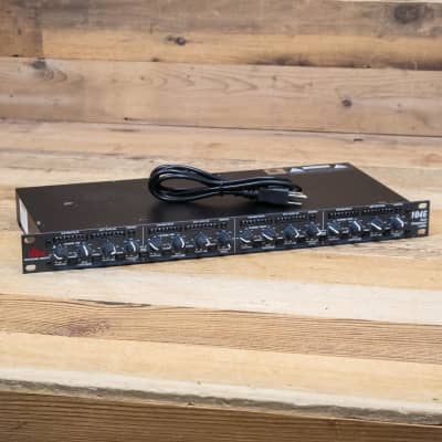 DBX 1046 4-Channel Compressor/Limiter - Quad Channel Overeasy 4