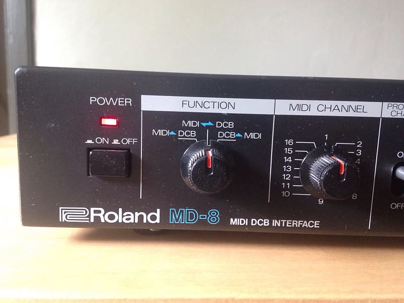 Roland MD-8 MIDI - DCB Interface (Jupiter 8, Juno-60)