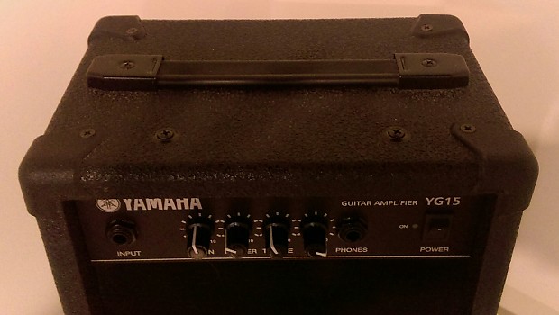 Yamaha YG15 Guitar Amp