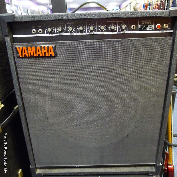 YAMAHA VX 55B BASS COMBO amp RARE! 8 ohms 1984