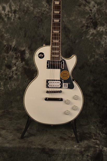Epiphone KISS Tommy Thayer White Lightning Les Paul Epiphone KISS Tommy Thayer White Lightning Les Paul