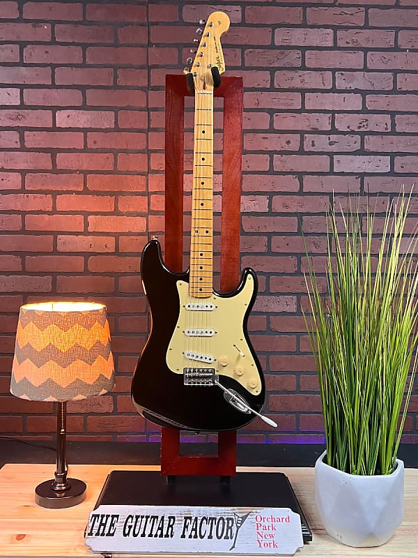 Yamaha SR450S Super Rock'n Roller Stratocaster (Black) Maple