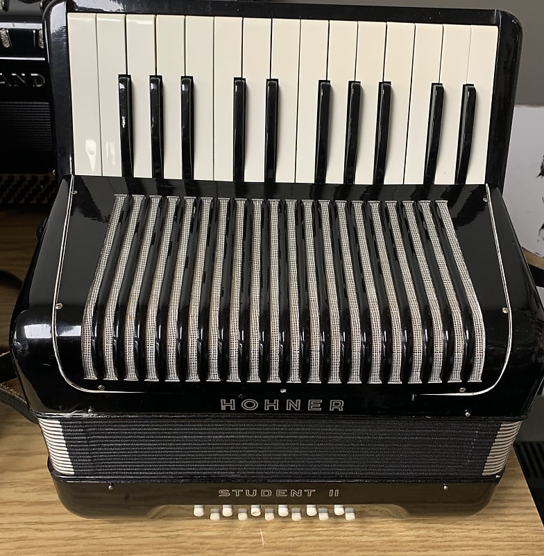 Hohner Student II 12 Bass Accordion Reverb
