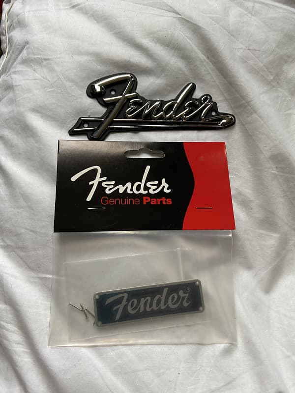 Fender  Fender Tweed Amp logo and Fender guitar case/Amp Logo 2010 Black/Silver image 1