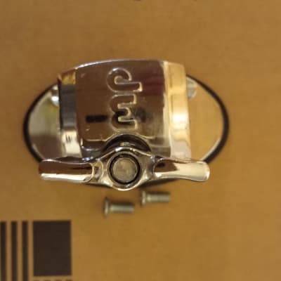 DW DWSMTB12CR 12.7mm Hinged Tom Mount Bracket 2010s - Chrome image 2