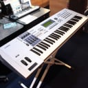 Yamaha Motif Es6 Digital Synthesizer- Shipping Included*
