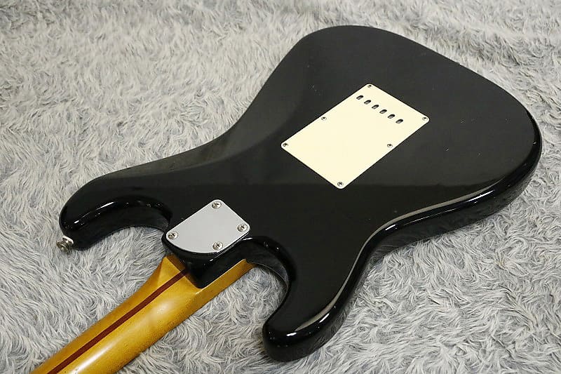 History ZIM-CFS Blk Fujigen Stratocaster Circle Fretting System
