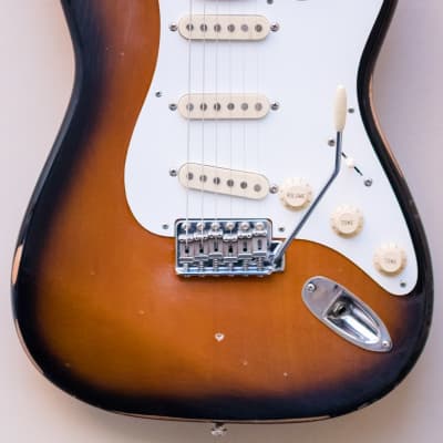 1997 Fender Japan 54 Vintage Reissue Stratocaster Sunburst
