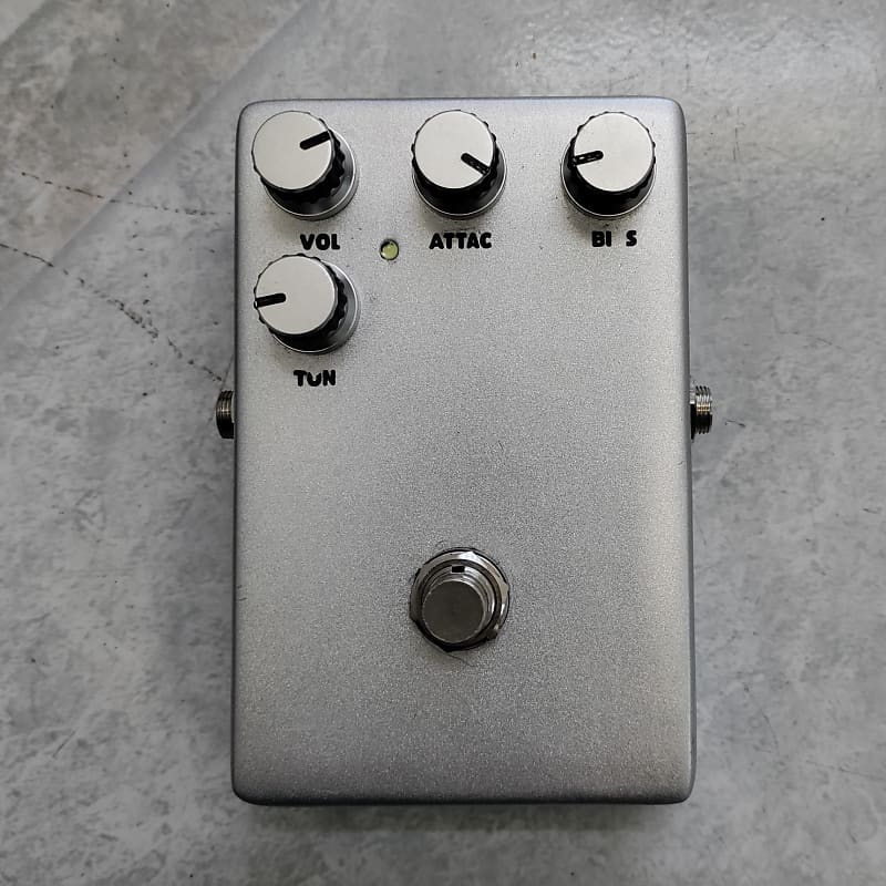 Smart Belle Amplification Belle Fuzz Pedal V2 Silver | Reverb