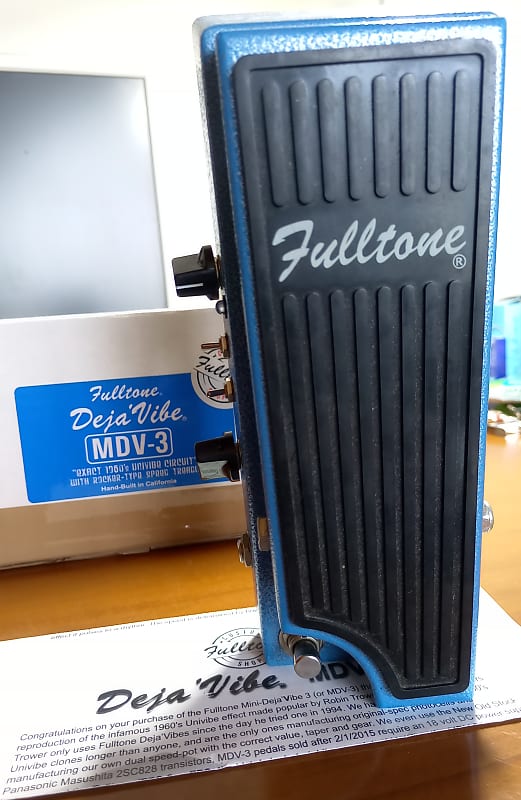 Fulltone Mini Deja Vibe MDV-3 2015 signed by the manufacturer image 1