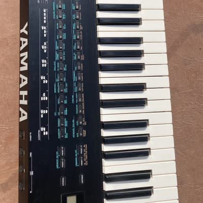Yamaha DX11 Programmable Algorithm Synthesizer 1988 - Black image 6