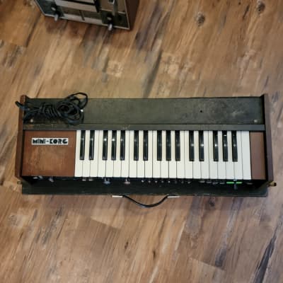 Univox Mini Korg 700 K-1 Synthesizer Vintage 70s Serviced No Issues W/Case image 2