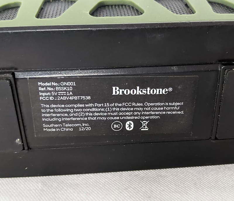 Brookstone GN001 Portable Bluetooth Speaker Green Black Reverb