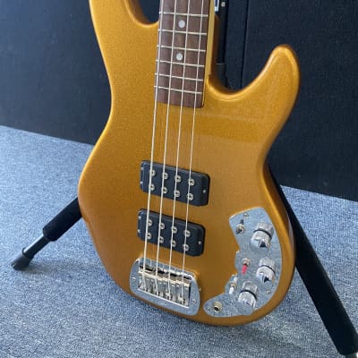 G&L  CLF Research L-2000  4- string bass  Pharaoh Gold. w/G&G Hard Case. New! image 4