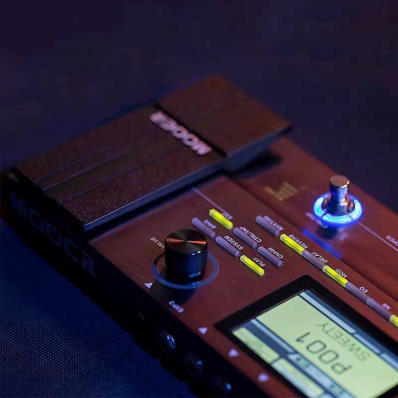 Mooer GE-200 Guitar Multi-Effects Unit | Reverb Canada