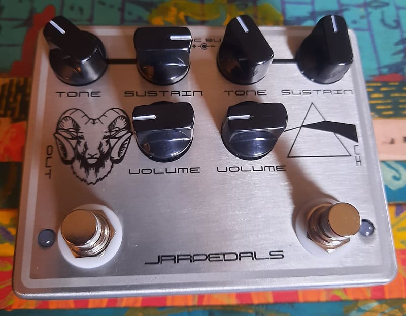 JRR Ram Triangle Big Muff Clone Reverb