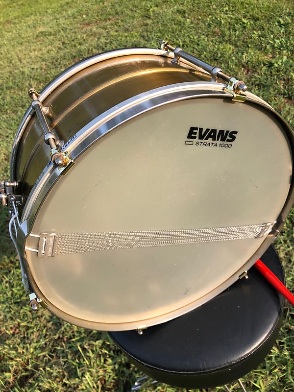Ludwig Universal 6.5 Brass Snare 1941 (one-year-only model) - Brass / Nickel image 1