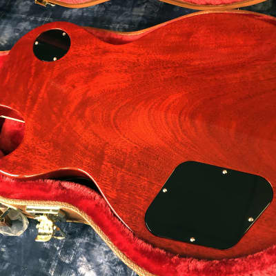 MINT! 2020 Gibson Les Paul 60's Standard Unburst Finish - Authorized Dealer - Full Warranty - DEMO image 11