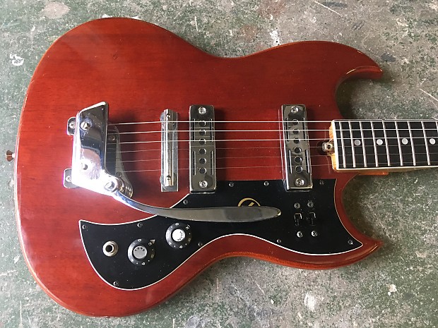 Kay K-2T 1960s Doublecut Guitar Cherry Very Good Condition Kay K-2T 1960s Doublecut Guitar Cherry Very Good Condition