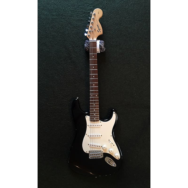 Squier Affinity Series Stratocaster 21-Fret 1997 - 2000 image 1