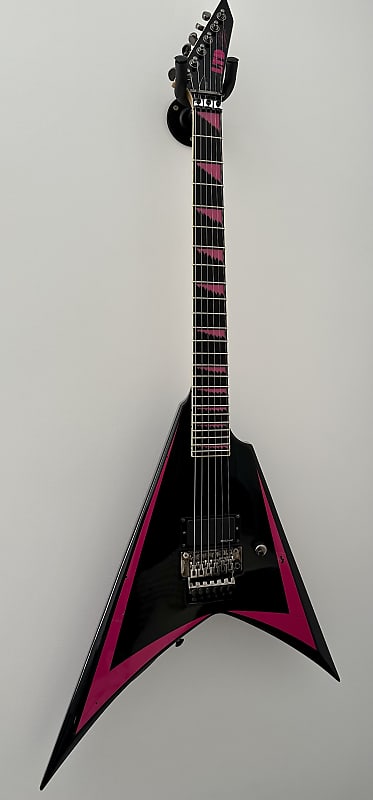 ギター ESP LTD Alexi600 ESP LTD ALEXI-600 GREENY - Black with Green Skull & Stripe