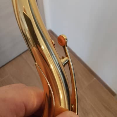 Yamaha Custom E1 tenor saxophone neck gold lacquer. image 6