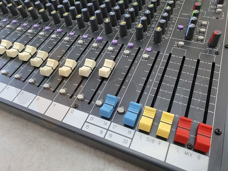 Soundcraft Spirit Folio SX mixer 20 channels | Reverb