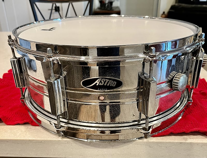 Astro Snare drum 1960’s Chrome Reverb