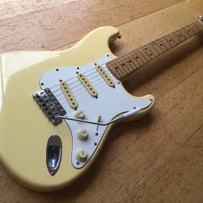 Fender 1980's FujiGen Stratocaster 1972 RI MIJ E-Serial 1984-87 Yellow White imagen 17