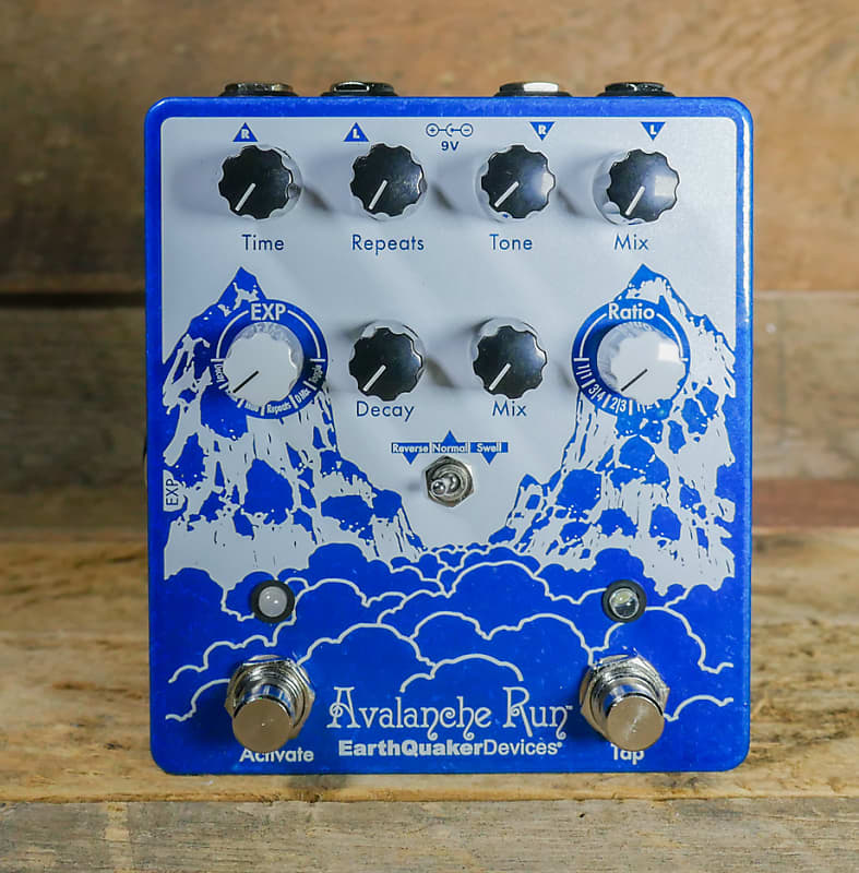 EarthQuaker Devices Avalanche Run Stereo Delay and Reverb Pedal image 1