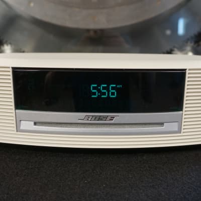 Bose Wave Music System Multi CD - AM/FM Radio 2011 Titanium Silver 