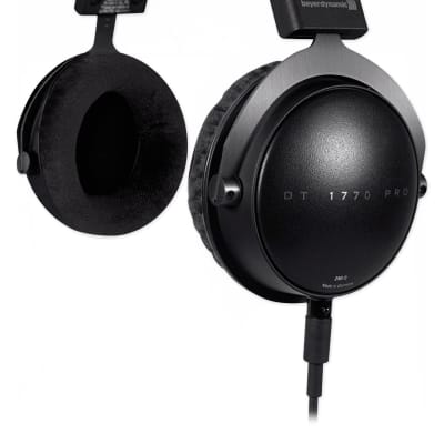 Beyerdynamic DT 1770 Pro 250 Ohm Studio Headphones Bundle with Mackie Headphone Amplifier image 11