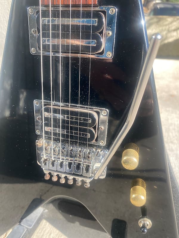 1985 Fernandes The Function BSV-70 Flying V Black Made in