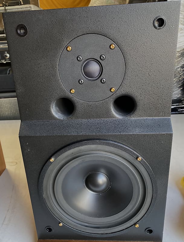 Westlake Audio LC 8.1. LC8.1 PAIR