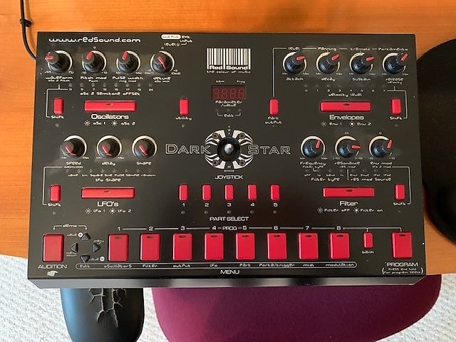 Red Sound Dark Star Synthesizer 2000-2006 Black image 1