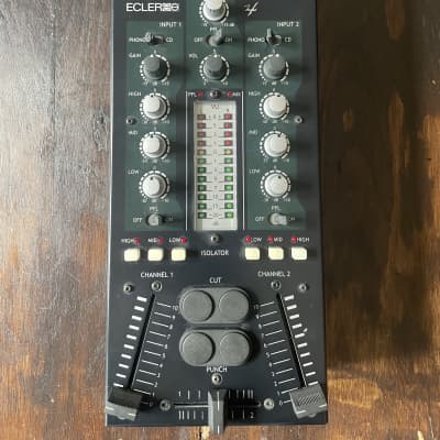 ECLER SMAC PRO 40 DJミキサー 4チャンネル ECLER SMAC PRO 40 DJミキサー 4チャンネル