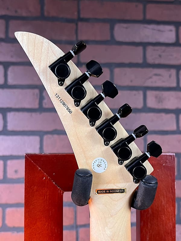ギター Kramer Bareta Seymour Duncan Floyd Rose Baretta | Kramer
