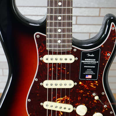 Fender American Professional II Stratocaster with Rosewood Fretboard - 3-Color Sunburst image 4