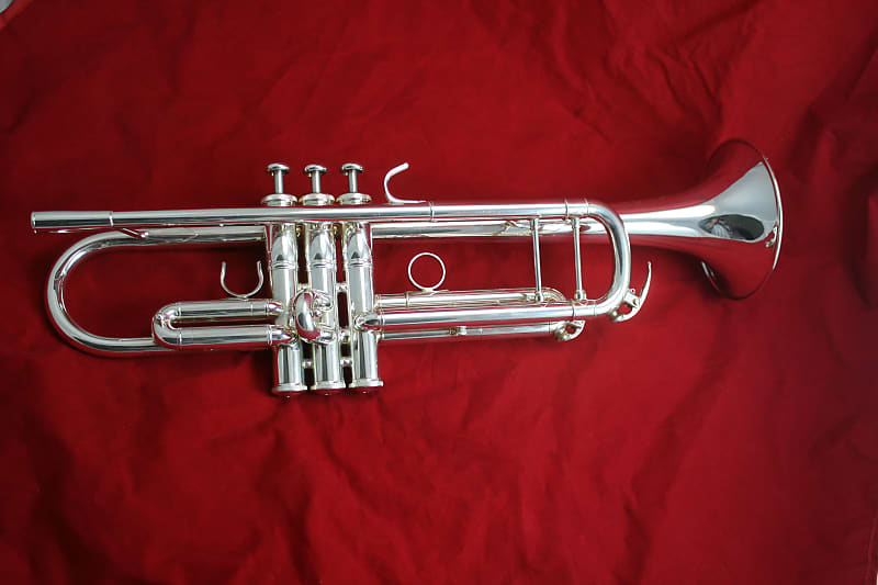 Yamaha YTR-8335 Gen II Xeno Bb Trumpet 2019 Silver | Reverb Canada