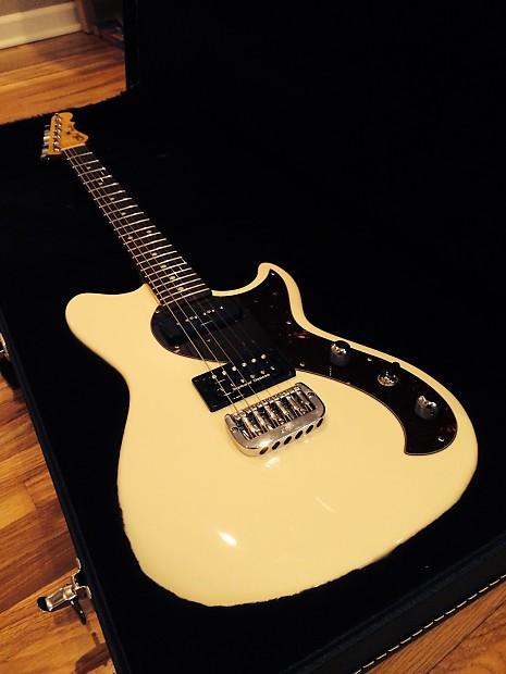 G&L Fallout 2013 Made in USA Vintage White