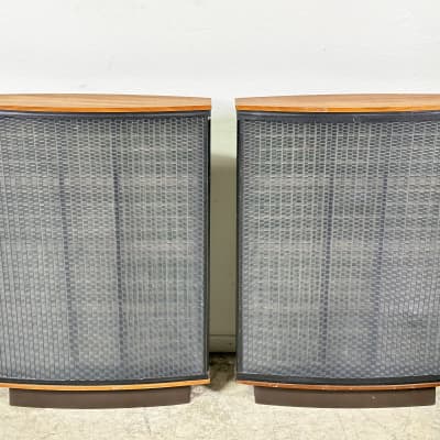 Quad ESL 63 Vintage Electrostatic Speakers with Stands Quad ESL 63 Vintage Electrostatic Speakers with Stands