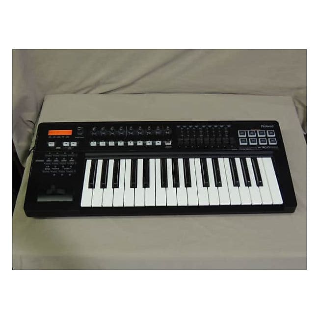Roland A-300 pro MIDI Keyboard Controller